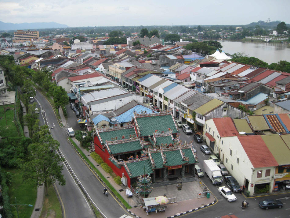 The colourful buildings of Kuching's Chinatown